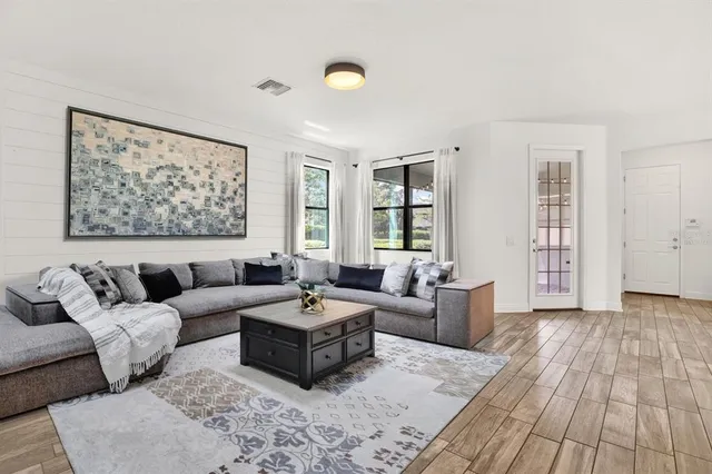 $3,950 | 3023 Riders Pass, Odessa, FL 33556