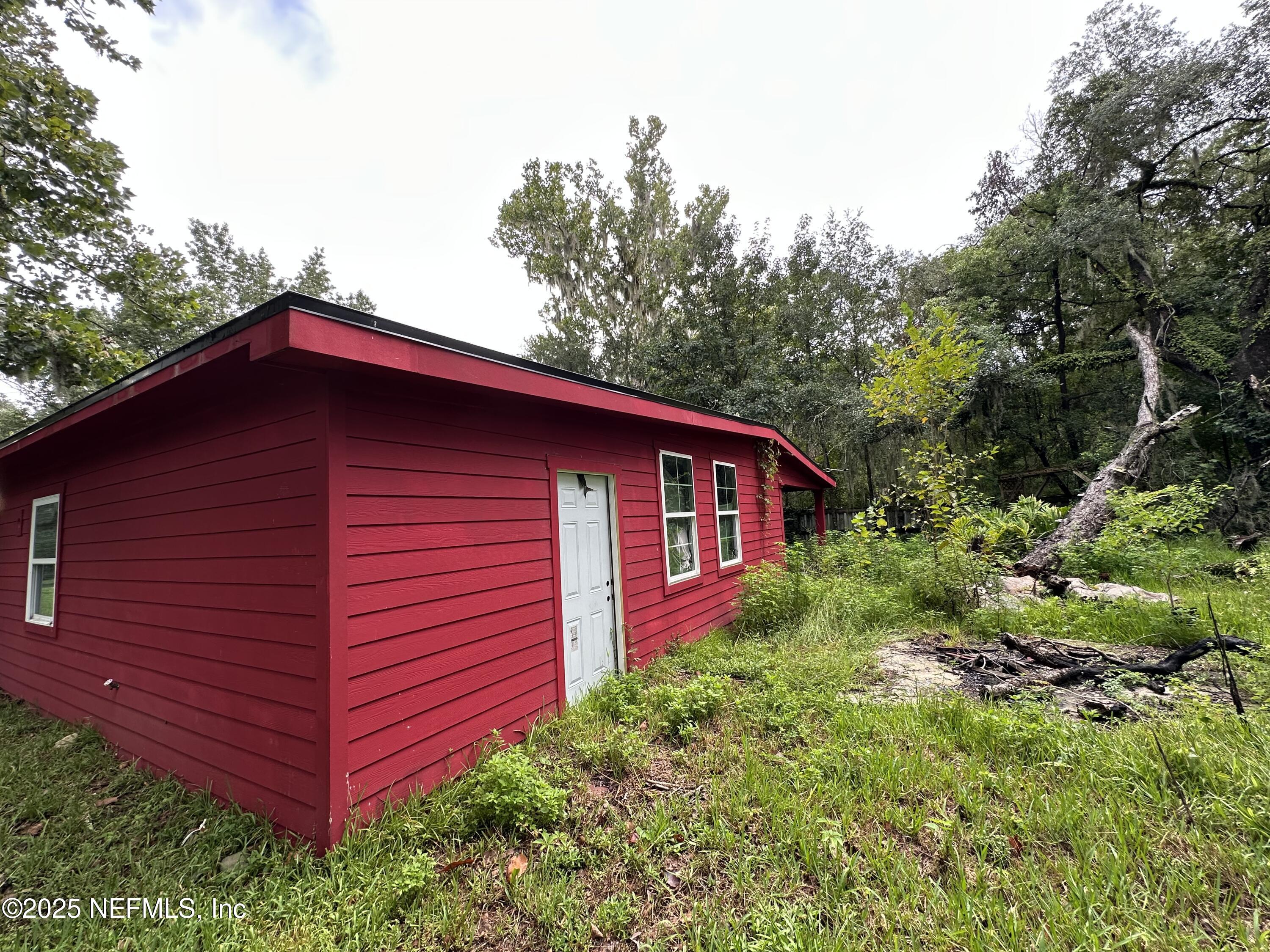 7004 Dayton Road Jacksonville, FL 32210 - Photo 4 of 19 BACK