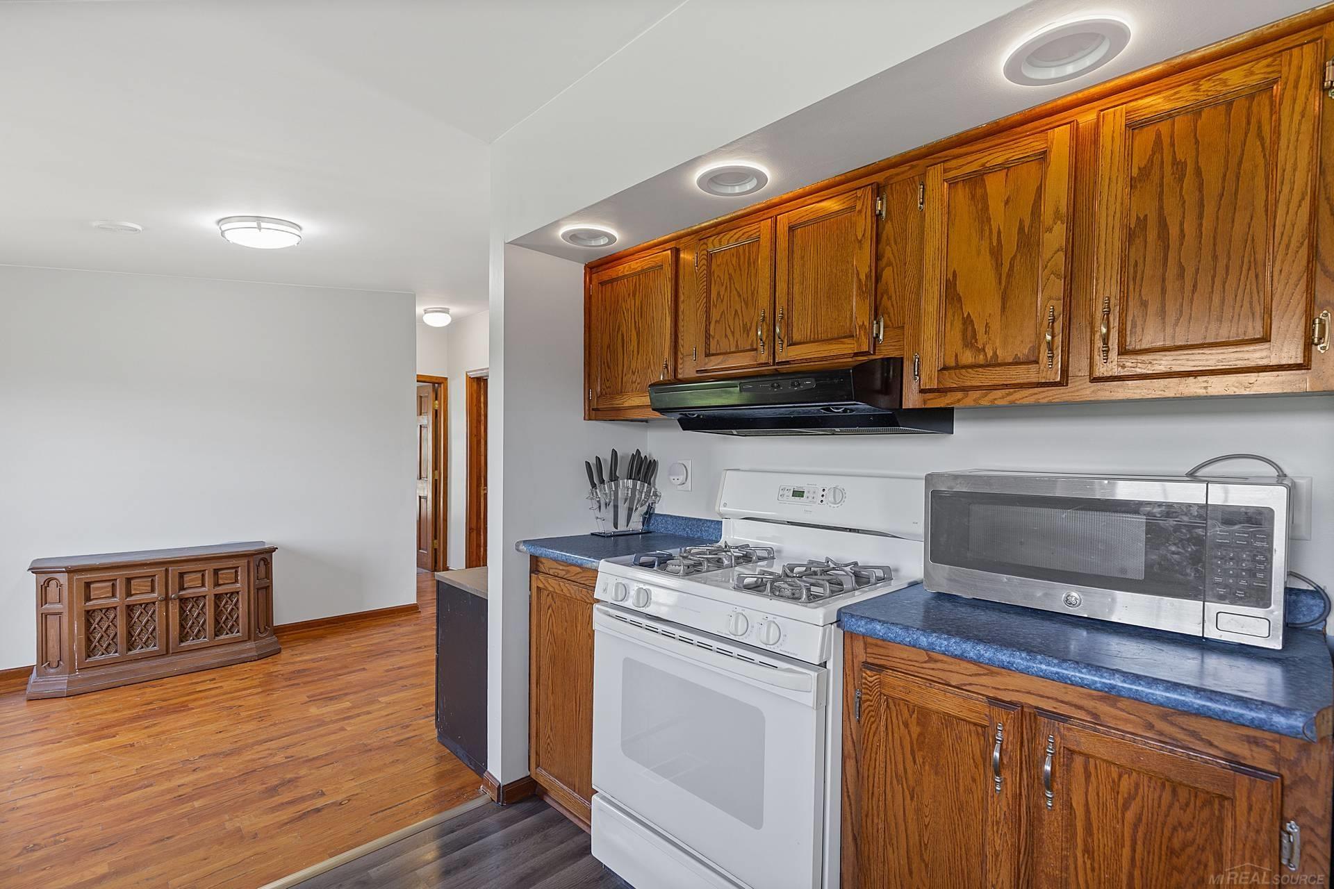7113 Martin Road Imlay City, MI 48444 - Photo 13 of 43