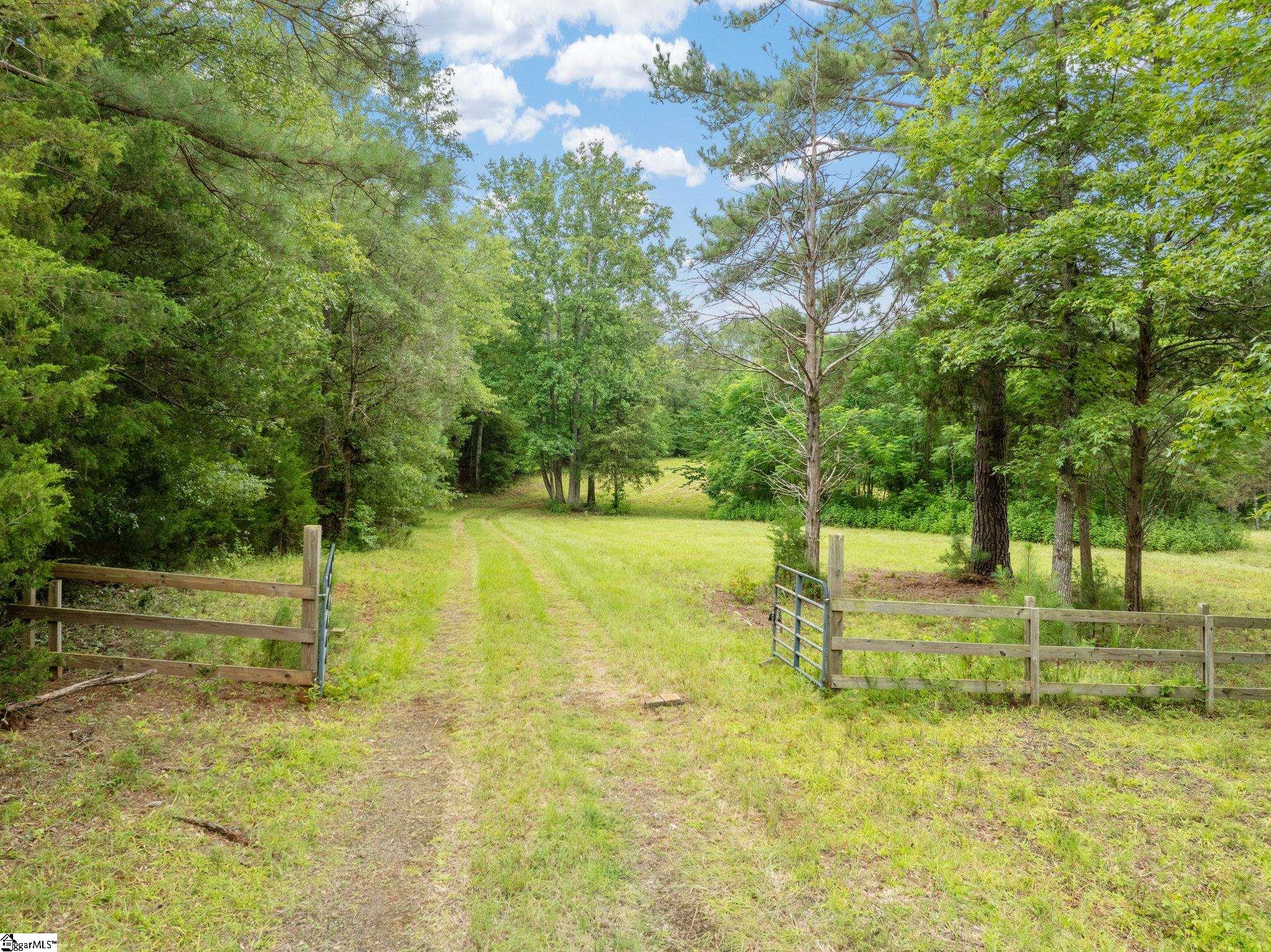 1071 Ricketson Road Iva, SC 29655 - Photo 19 of 23