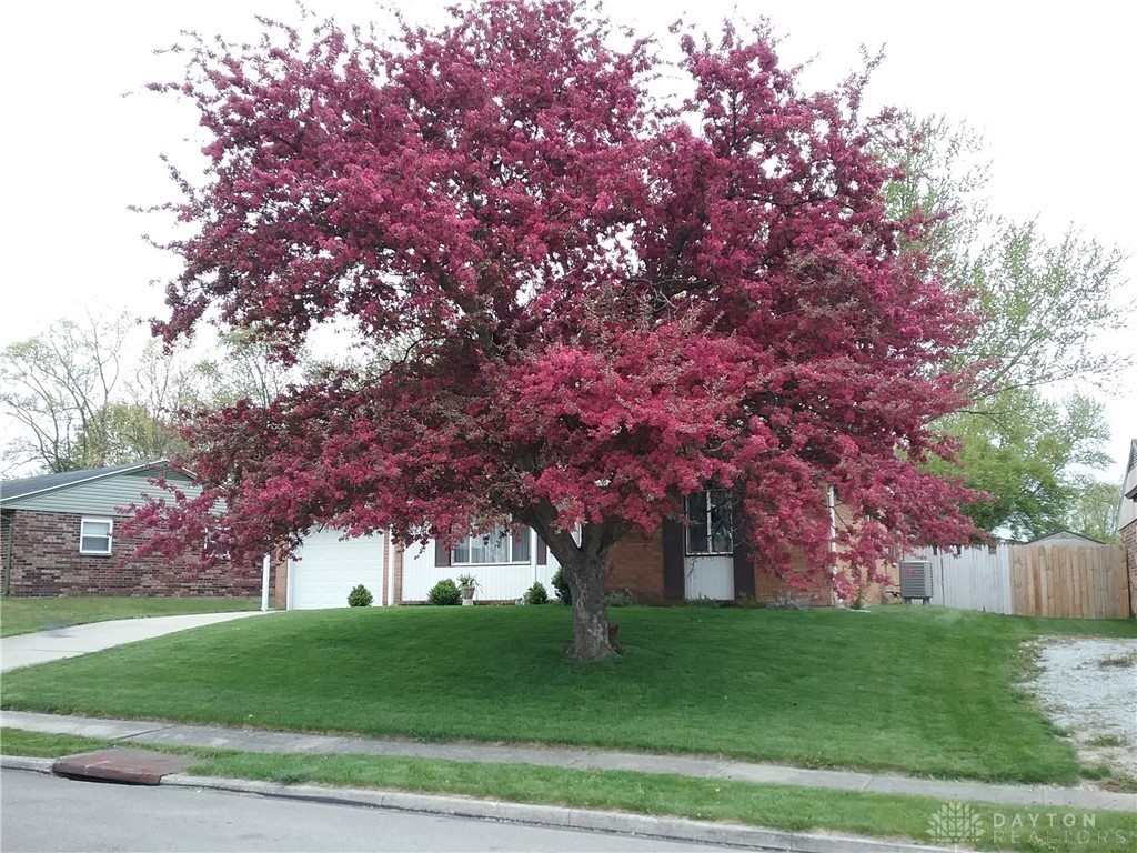 1385 Lee Road Troy, OH 45373 - Photo 16 of 16 Gallery Image 16