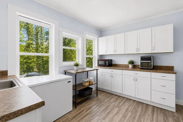 $689,900 | 65 Oak Street, Middleboro, MA 02346