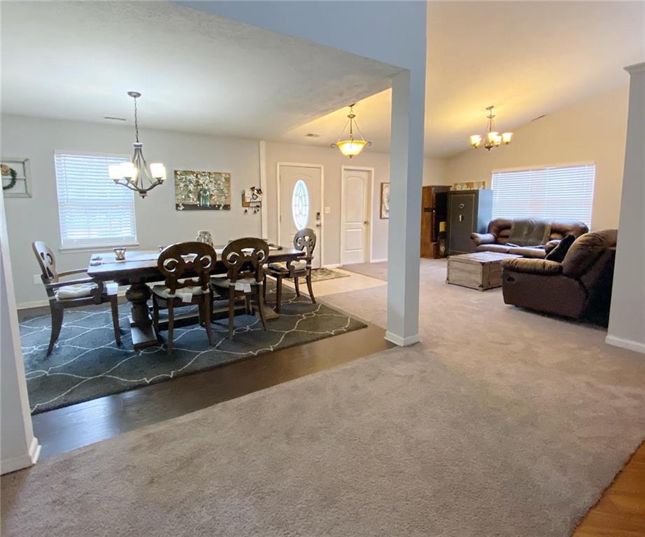 11837 Shannon Pointe Road Indianapolis, IN 46229 - Photo 3 of 20 Gallery Image 3