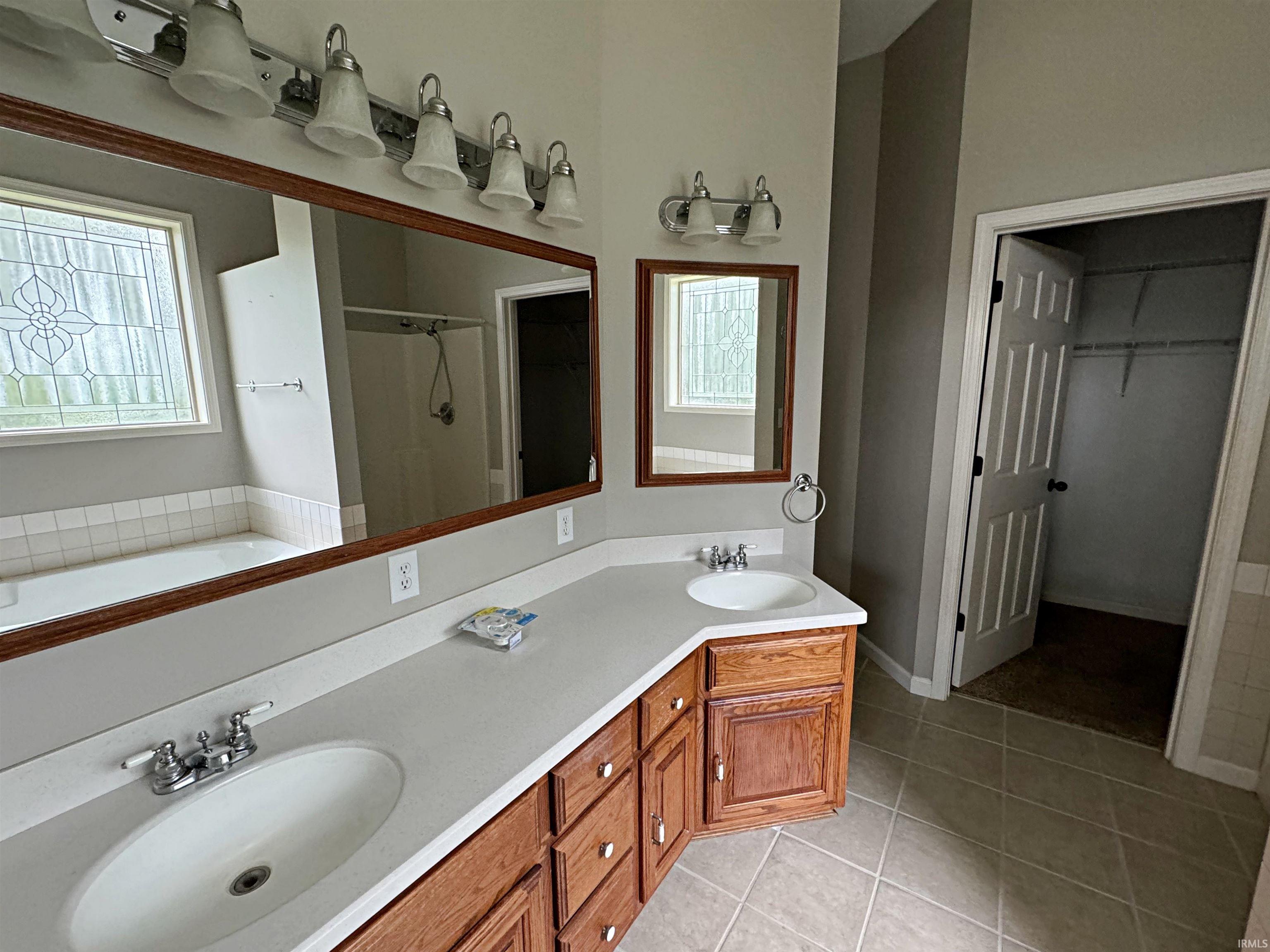 12 White Ridge Court Washington, IN 47501 - Photo 8 of 23 Gallery Image 8