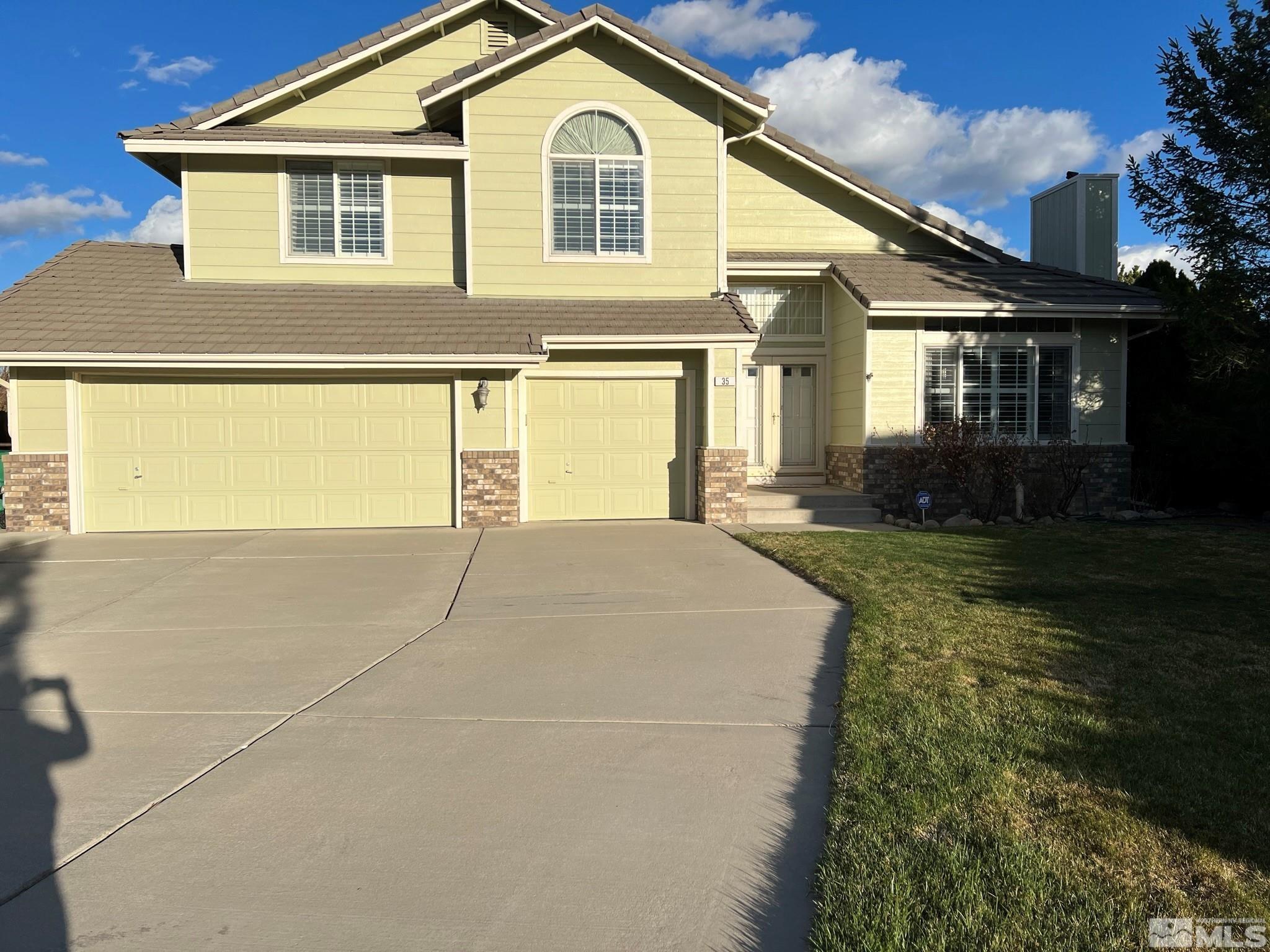 35 Deer Valley Court Reno, NV 89511 - Photo 1 of 24 Photo 1