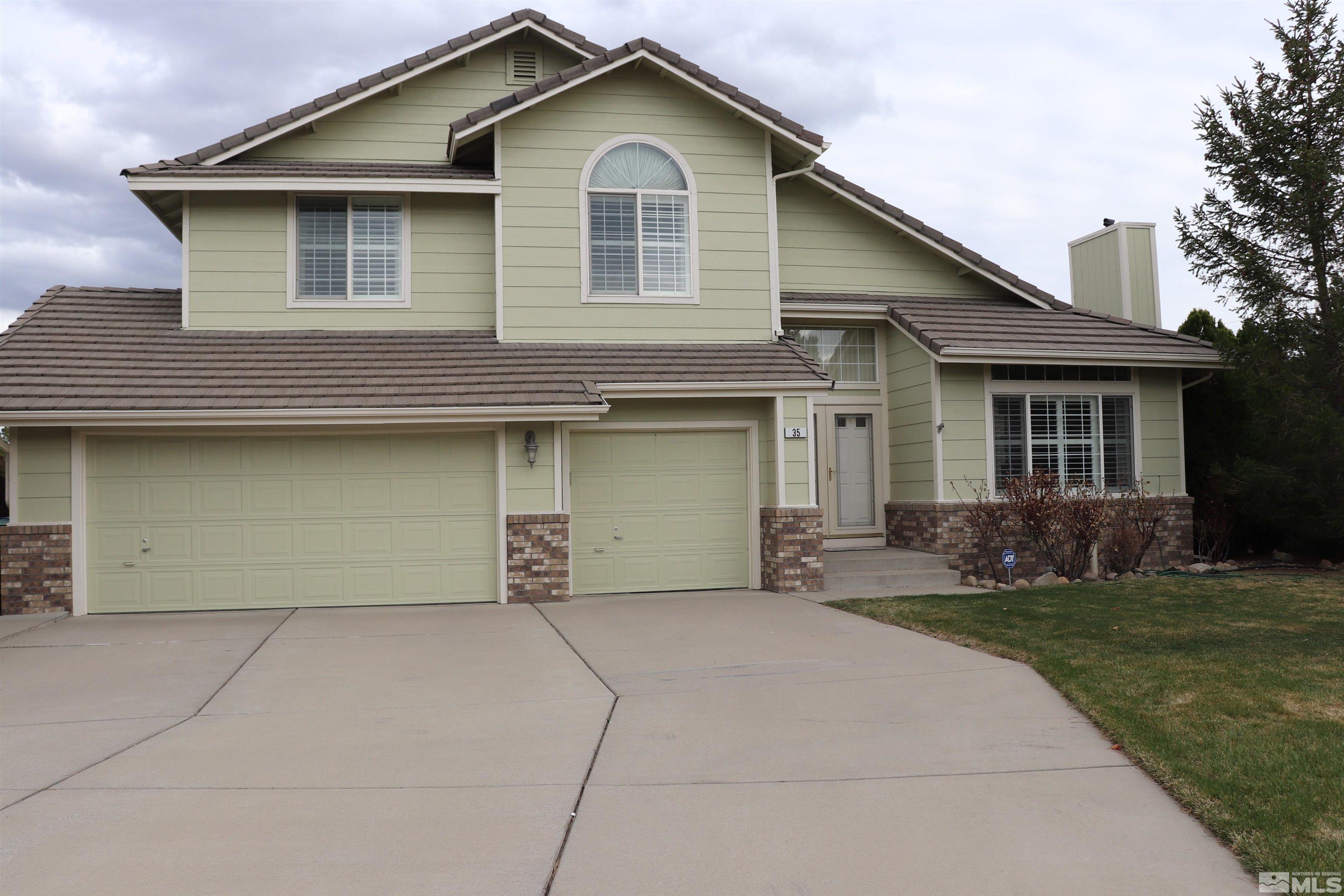 35 Deer Valley Court Reno, NV 89511 - Photo 3 of 24 Photo 3