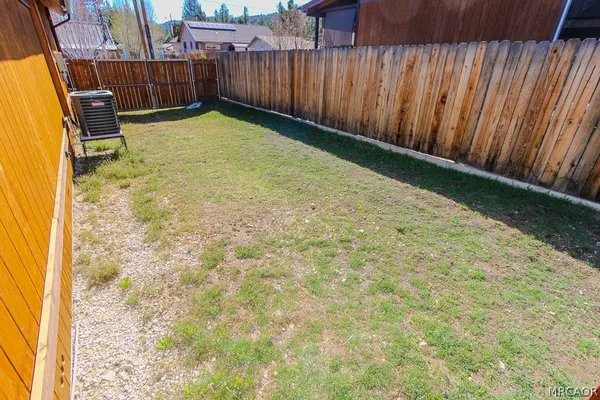 $2,400 | 965 Fir Lane, Big Bear City, CA 92314