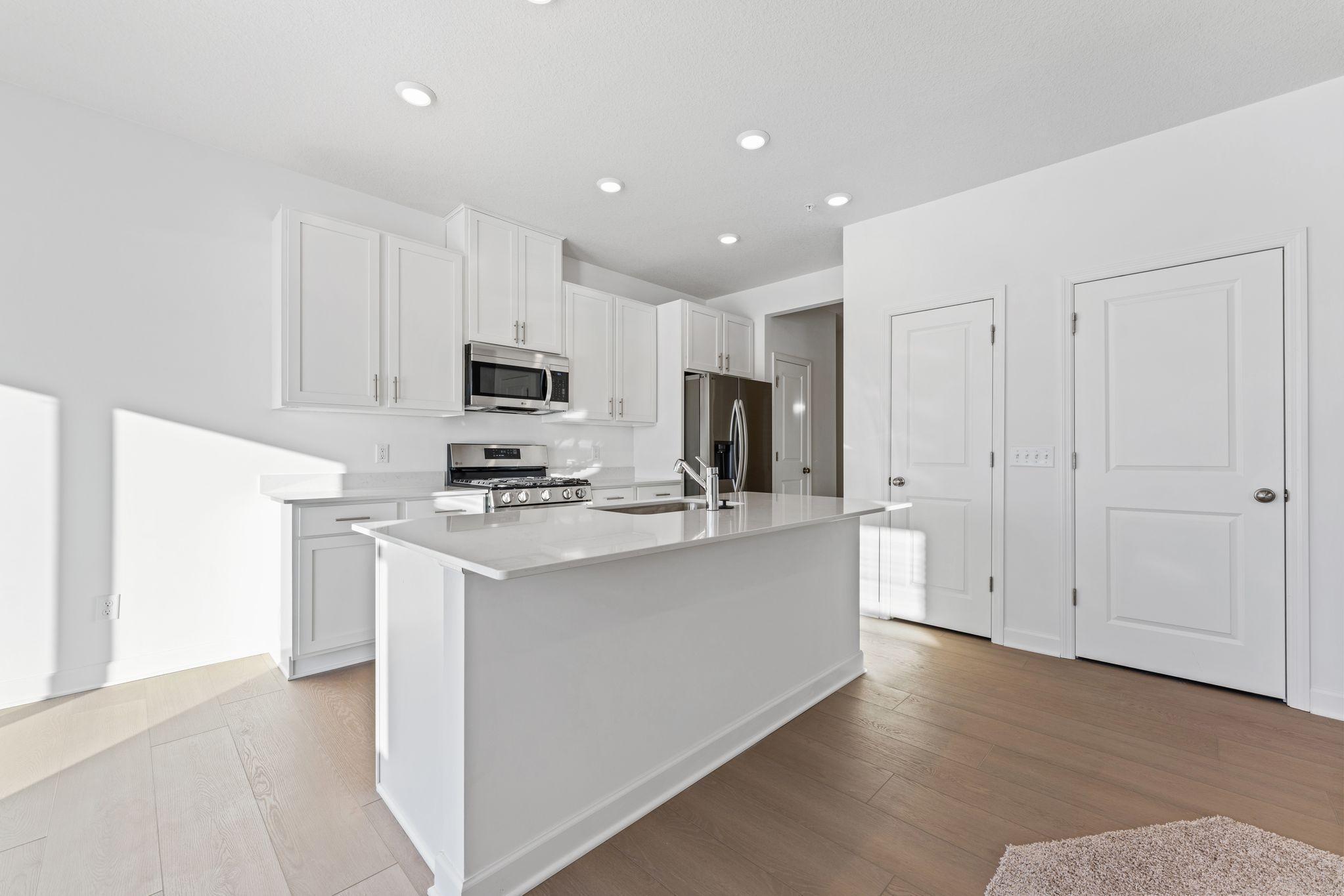 14397 Allerton Way Rosemount, MN 55068 - Photo 3 of 33