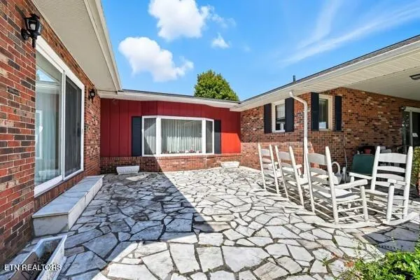 $700,000 | 628 Hilltop Drive, Jonesville, VA 24263