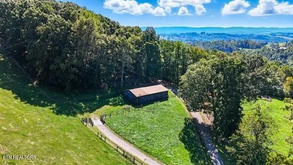 $700,000 | 628 Hilltop Drive, Jonesville, VA 24263