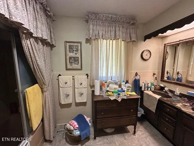 $700,000 | 628 Hilltop Drive, Jonesville, VA 24263