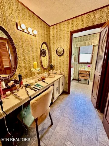 $700,000 | 628 Hilltop Drive, Jonesville, VA 24263