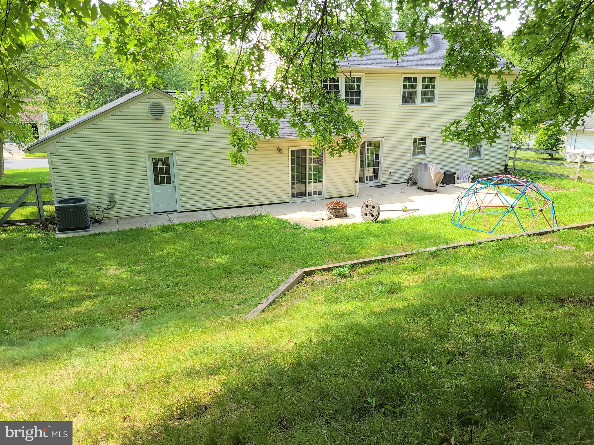 8708 Oxwell Lane Laurel, MD 20708 - Photo 17 of 18 Exterior Rear