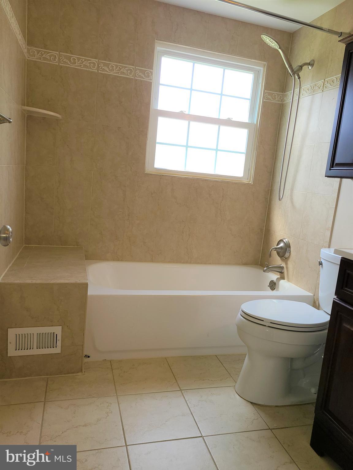 8708 Oxwell Lane Laurel, MD 20708 - Photo 10 of 18 Upstairs Bath