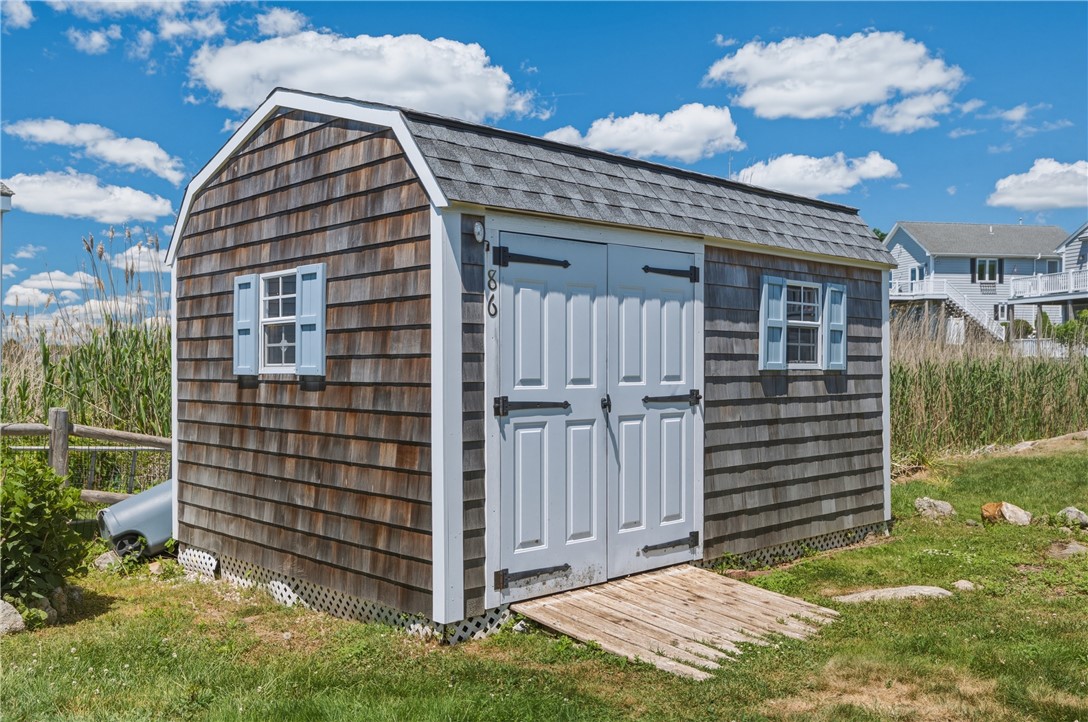 86 Conch Road Narragansett, RI 02882 - Photo 6 of 50