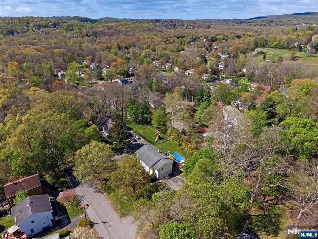 26 Meslar Road Morris Township, NJ 07950 - Photo 33 of 37