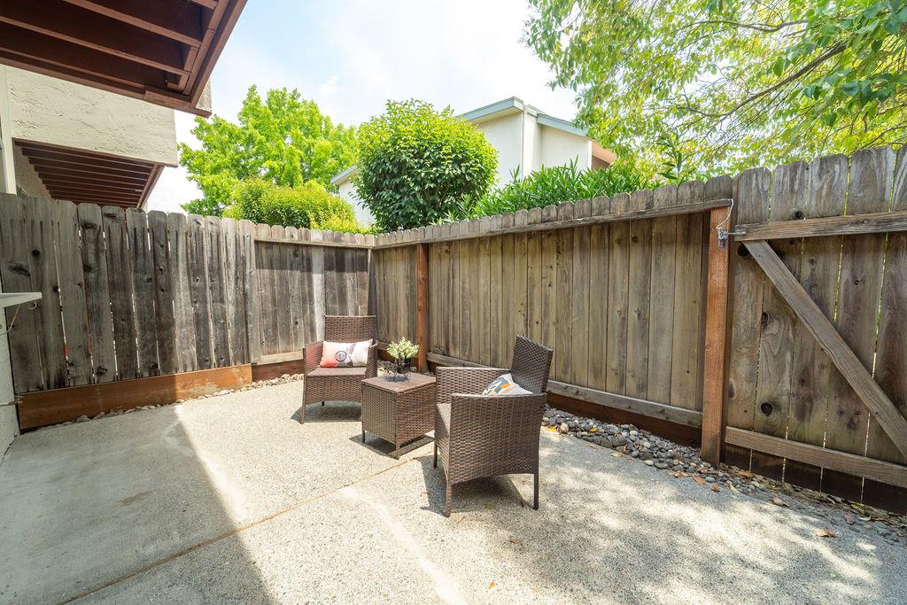 1005 Golf Course Drive Rohnert Park, CA 94928 - Photo 29 of 44 a backyard of a house with outdoor seating