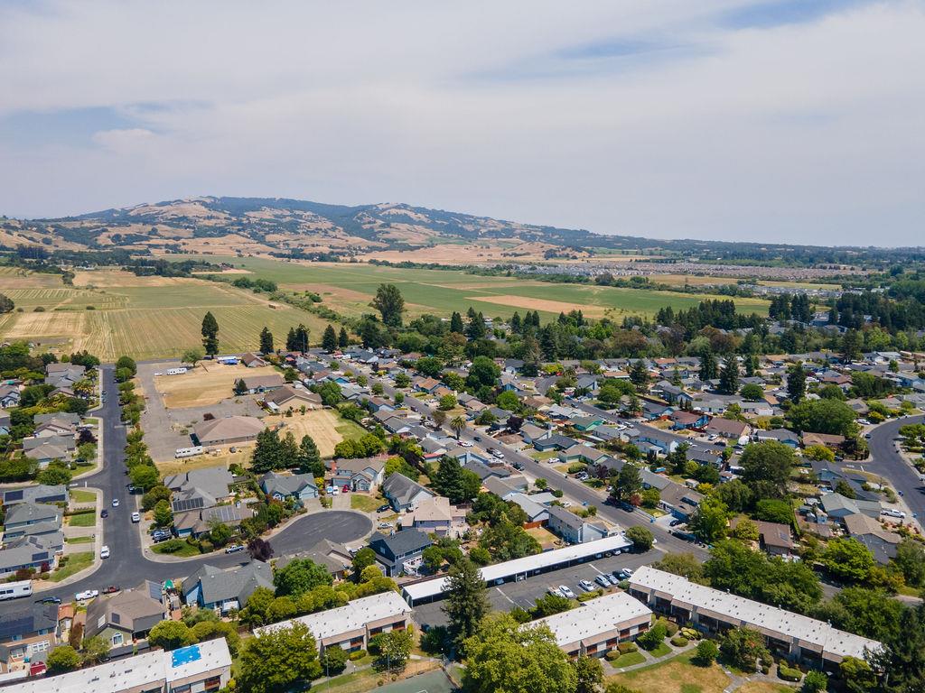 1005 Golf Course Drive Rohnert Park, CA 94928 - Photo 43 of 44 an aerial view of multiple house