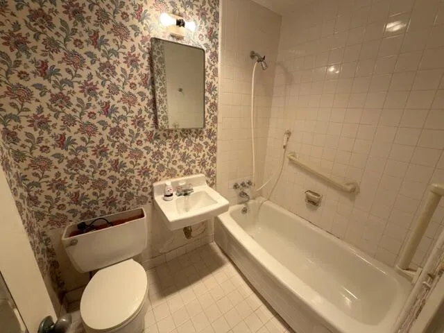 $119,900 | 96 East Court, Royal Palm Beach, FL 33411