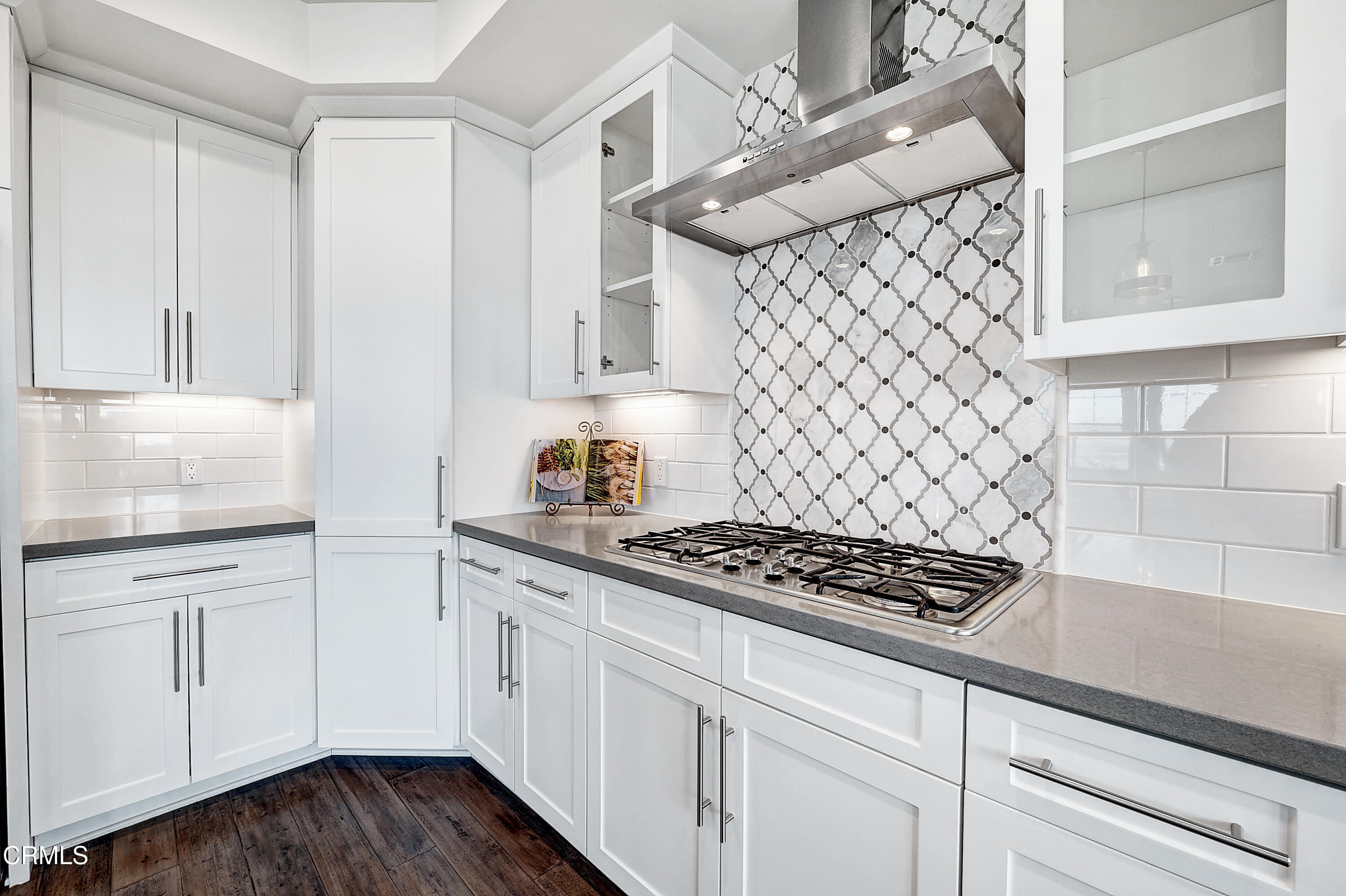 4042 Tradewinds Drive Oxnard, CA 93035 - Photo 30 of 68 .