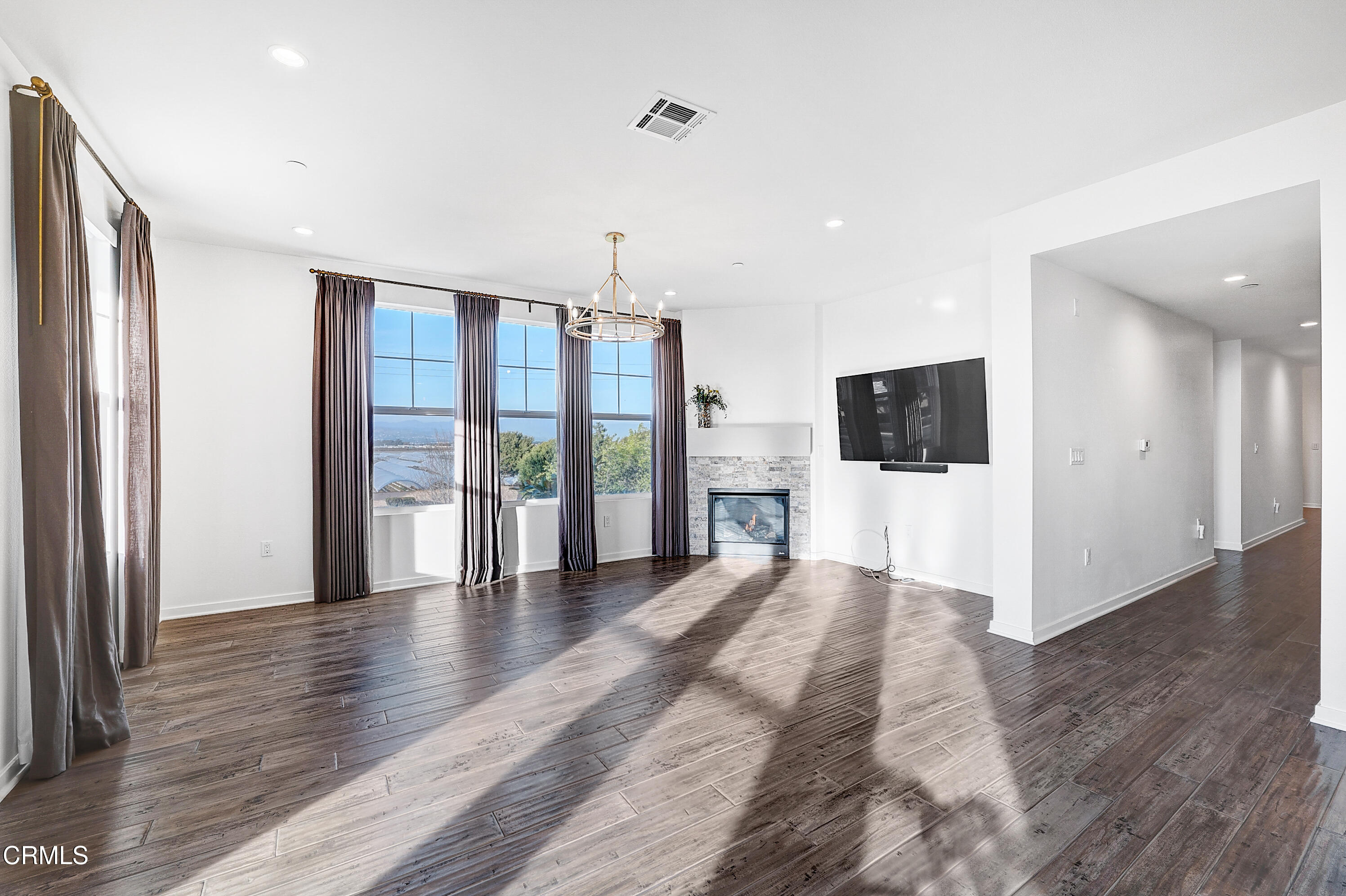 4042 Tradewinds Drive Oxnard, CA 93035 - Photo 40 of 68 .