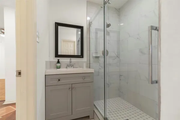 $3,000 | 15602 Oleta Lane, Sugar Land, TX 77498