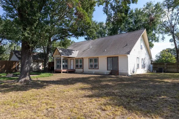 $3,250 | 15602 Oleta Lane, Sugar Land, TX 77498