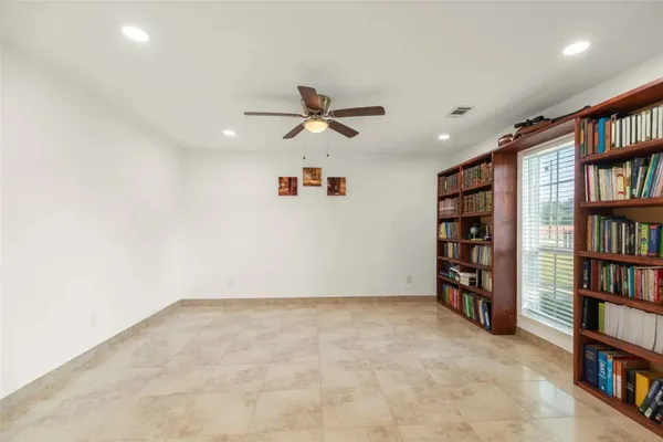 $3,000 | 15602 Oleta Lane, Sugar Land, TX 77498