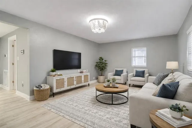 $325,000 | 330 East Story Road, Winter Garden, FL 34787