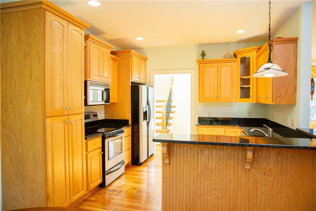 517 Ivy Spring Court Seneca, SC 29678 - Photo 9 of 48 Gallery Image 9