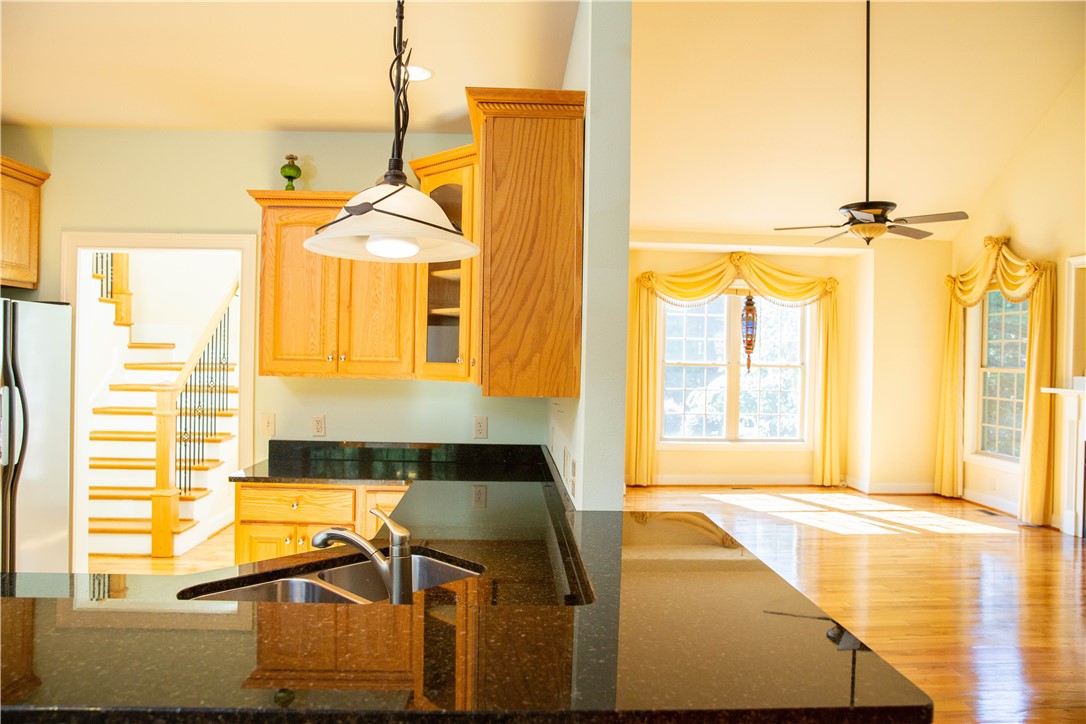 517 Ivy Spring Court Seneca, SC 29678 - Photo 10 of 48 Gallery Image 10