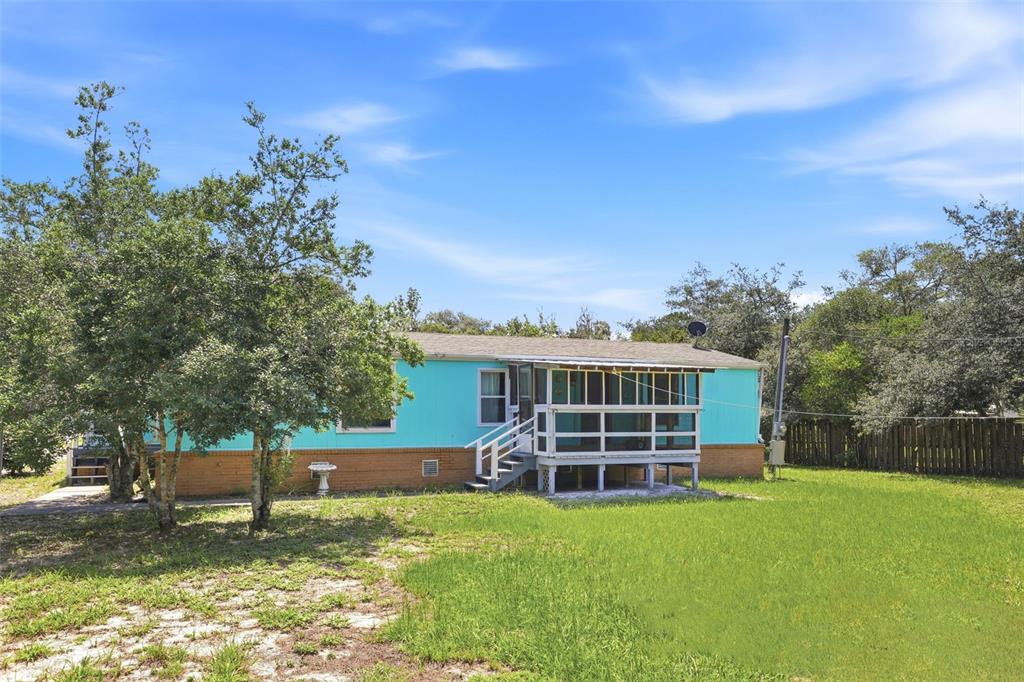 44238 Forest View Road DeLand, FL 32720 - Photo 4 of 38