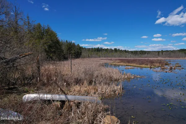 $395,000 | 9 Wheatleigh Drive, Stockbridge, MA 01240
