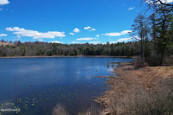 $395,000 | 9 Wheatleigh Drive, Stockbridge, MA 01240