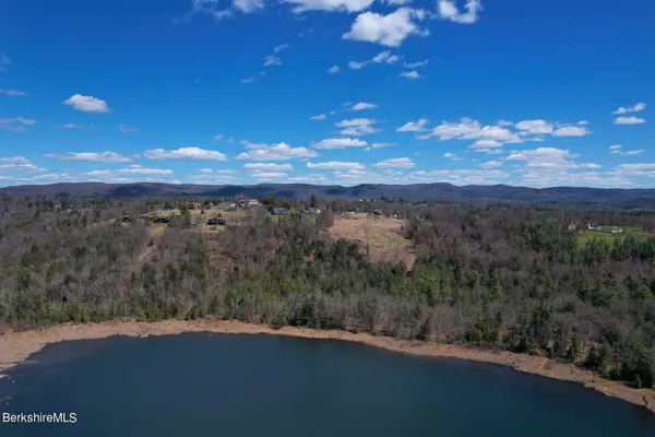 $395,000 | 9 Wheatleigh Drive, Stockbridge, MA 01240