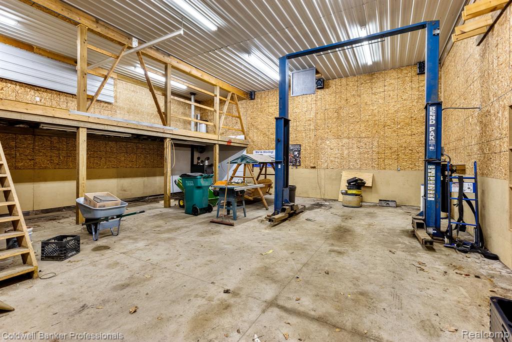 10017 Andersonville Road Clarkston, MI 48346 - Photo 30 of 34 Gallery Image 30