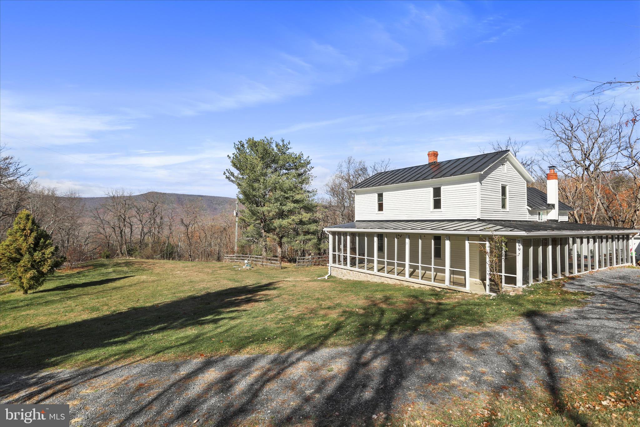 799 Stephens Lane Fort Valley, VA 22652 - Photo 4 of 40 Gallery Image 4