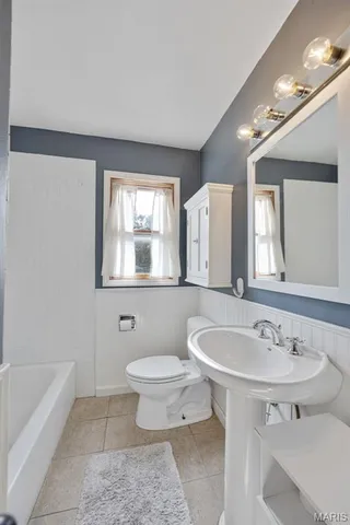 $315,000 | 6962 Sutherland Avenue, St. Louis, MO 63109