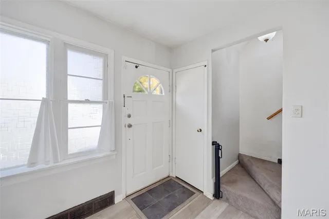 $315,000 | 6962 Sutherland Avenue, St. Louis, MO 63109