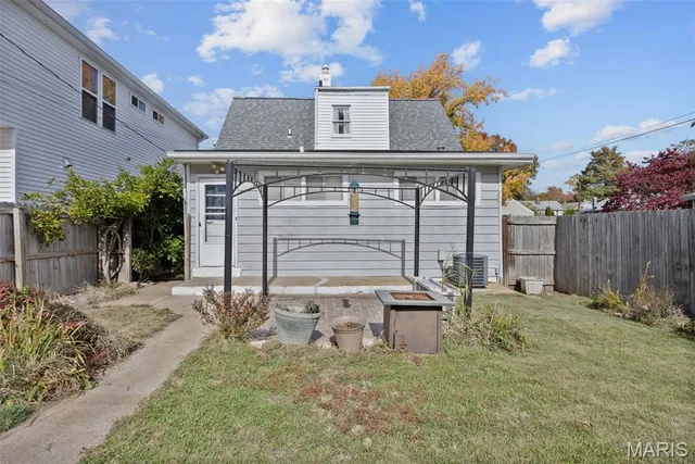 $315,000 | 6962 Sutherland Avenue, St. Louis, MO 63109