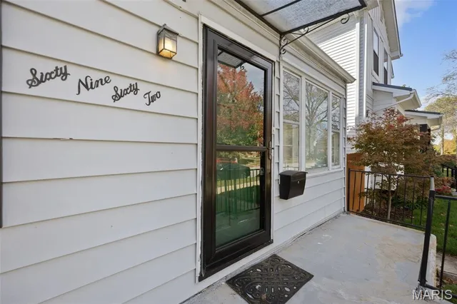 $315,000 | 6962 Sutherland Avenue, St. Louis, MO 63109
