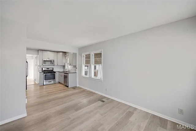 $315,000 | 6962 Sutherland Avenue, St. Louis, MO 63109