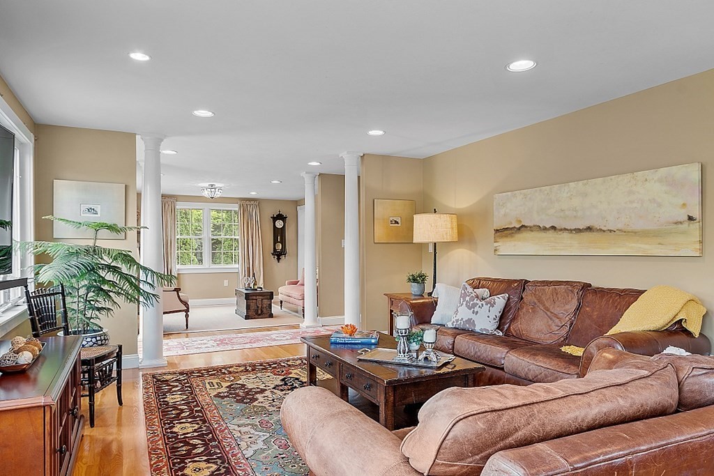 10 Boston Road Westford, MA 01886 - Photo 11 of 42 Gallery Image 11