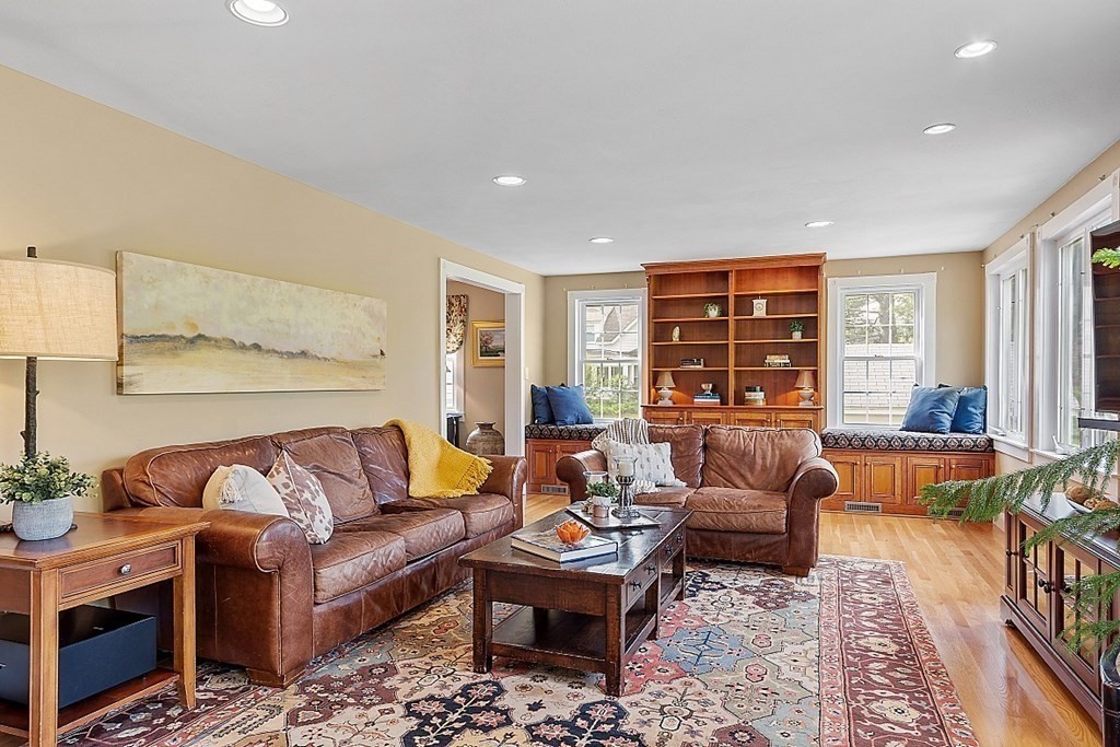 10 Boston Road Westford, MA 01886 - Photo 10 of 42 Gallery Image 10