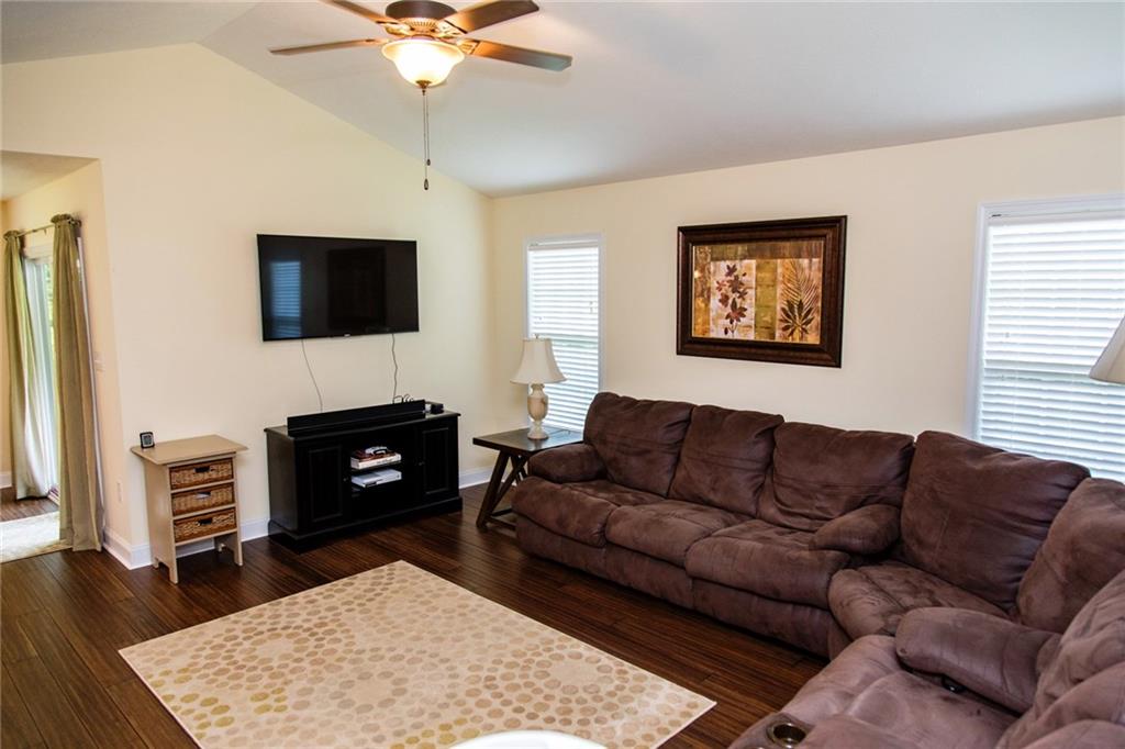 1728 Piper's Ridge Circle Northwest, Unit 34 Conover, NC 28613 - Photo 3 of 36 Gallery Image 3