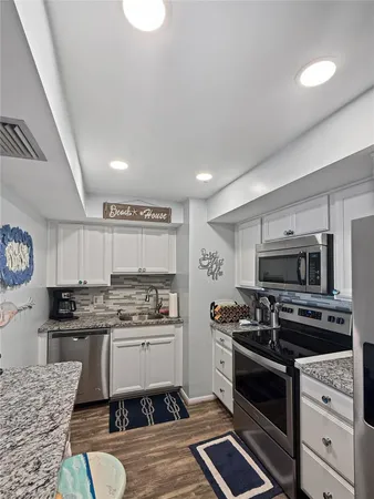 $2,250 | 525 North Ocean Boulevard, Unit 1016, Pompano Beach, FL 33062