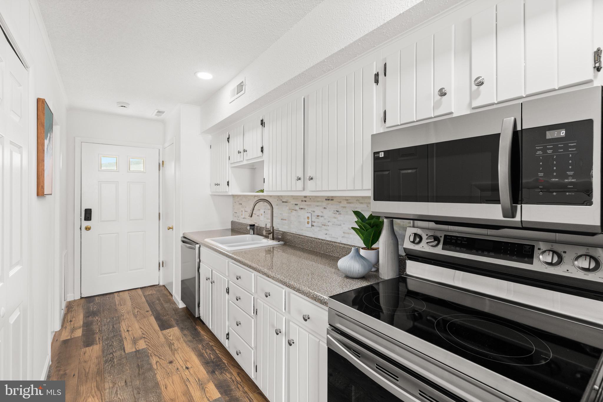 720 Rusty Anchor Road, Unit 36C Ocean City, MD 21842 - Photo 7 of 32 Gallery Image 7