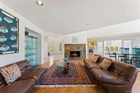 $1,899,000 | 60 Old Aspetong Road, Katonah, NY 10536