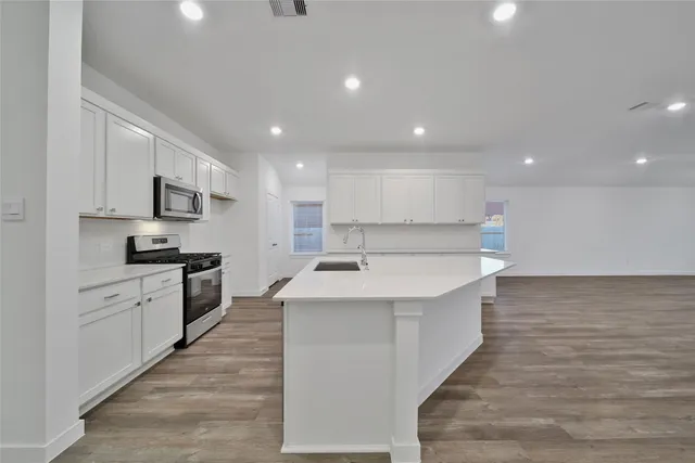 $304,990 | 4306 Multnomah Falls, Conroe, TX 77303