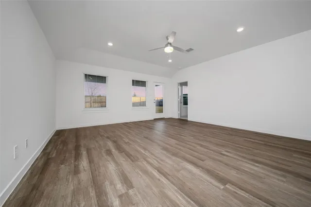 $304,990 | 4306 Multnomah Falls, Conroe, TX 77303